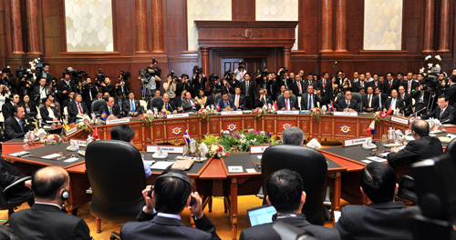  Cuộc họp Thượng đỉnh ASEAN - Trung Quốc ngày 9.10 tại Brunei - Ảnh: Thục Minh/ASEAN 2013