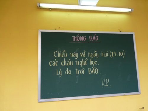 Nhiều trường thông báo cho nghỉ học