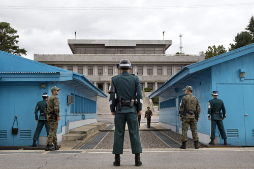 Giữa 2 miền Triều Tiên vẫn chưa có hiệp ước hòa bình - d