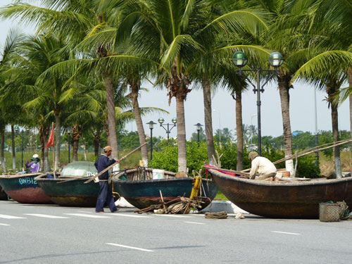 Người dân Đà Nẵng chuẩn bị đối phó với bão số 11 3