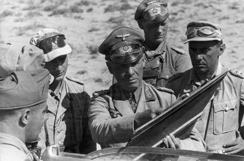 Rommel tại Bắc Phi hồi tháng 6.1942 - Ảnh: Deutsches Bundesarchiv
