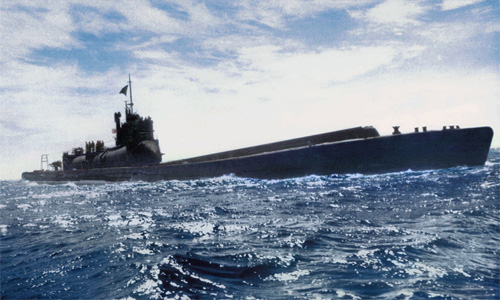 Hàng không mẫu hạm ngầm I-400S với rãnh trượt đẩy máy bay trên thân - Ảnh: The Huffington Post