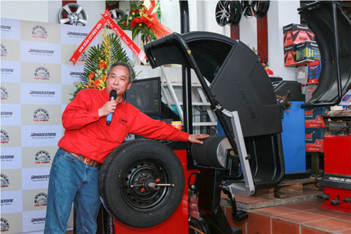 Bridgestone Việt Nam triển khai trung tâm lốp xe B-SHop dành cho xe du lịch 1