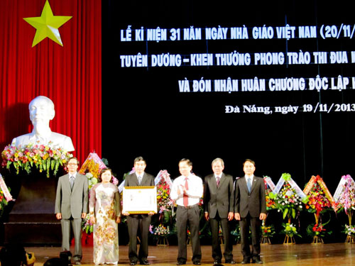 Nhiều hoạt động nhân  Ngày Nhà giáo Việt Nam