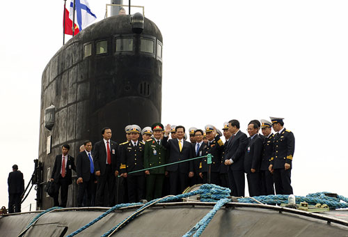 Việt Nam nhận tàu ngầm Kilo đầu tiên trong tháng 11