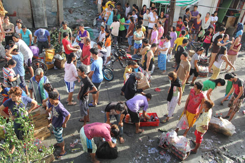 Hôi của tại Tacloban 8