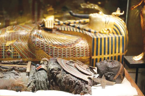 Giải mã cái chết vua Tutankhamun