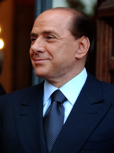 Cựu Thủ tướng Ý Berlusconi bí mật cưới vợ 3