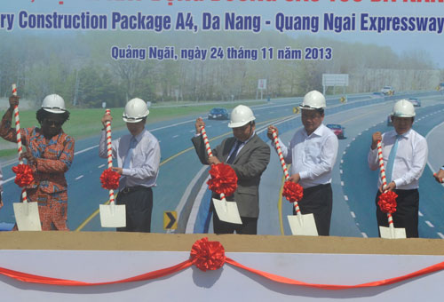 Động thổ gói thầu xây lắp A4, dự đường cao tốc Đà Nẵng-Quảng Ngãi