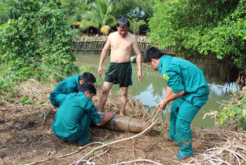 Tháo dỡ thành công quả bom nặng hơn 100kg