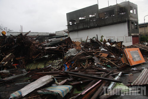 Giữa lòng Tacloban điêu tàn 3