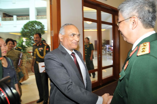 Thứ trưởng Quốc phòng Ấn Độ: “Việt Nam là cột trụ chính trong chính sách Hướng Đông” 2