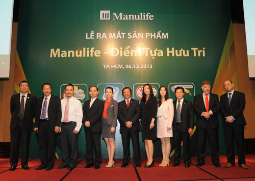 Ban Giám đốc Manulife Việt Nam tại Lễ giới thiệu sản phẩm hưu trí tự nguyện "Manulife - Điểm Tựa Hưu Trí" tại TP.Hồ Chí Minh