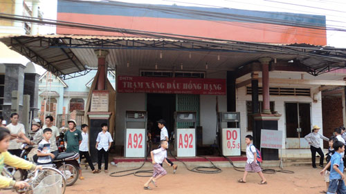 Trạm xăng Hồng Hạng