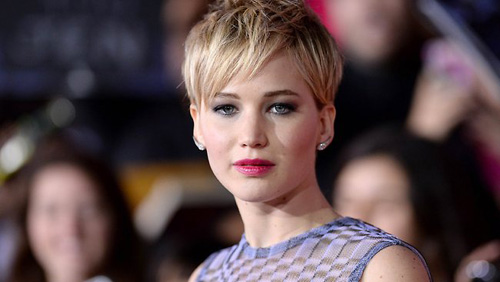 Nữ diễn viên trẻ tài năng Jennifer Lawrence - d