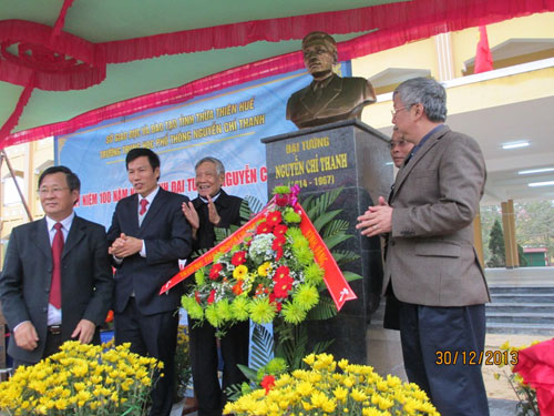Khánh thành tượng Đại tướng Nguyễn Chí Thanh tại Khu lưu niệm Đại tướng thôn Niêm Phò