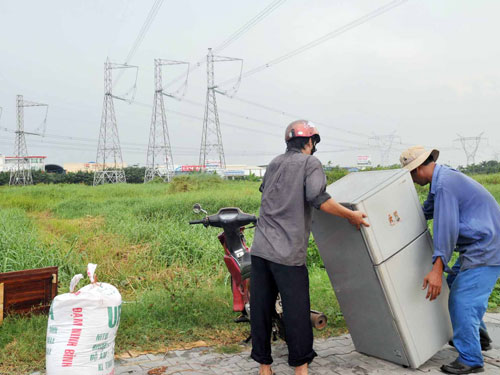 Cần đẩy nhanh đầu tư nguồn điện cho miền Nam