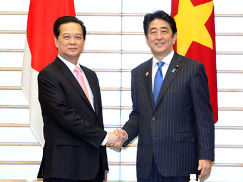 Thủ tướng Nguyễn Tấn Dũng hội đàm với Thủ tướng Nhật Bản 