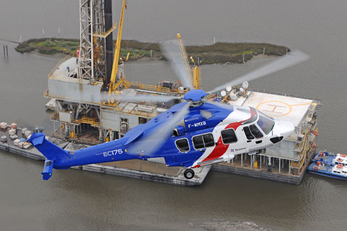 Biểu diễn máy bay trực thăng 2 động cơ mới của Eurocopter 5