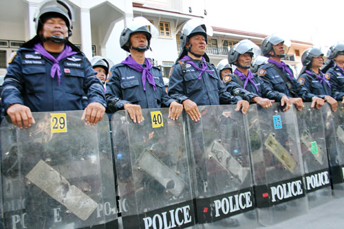 Cảnh sát Thái chưa bắt lãnh đạo phe biểu tình 2