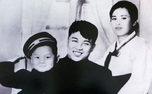 Triều Tiên ca ngợi bà nội của Kim Jong-un