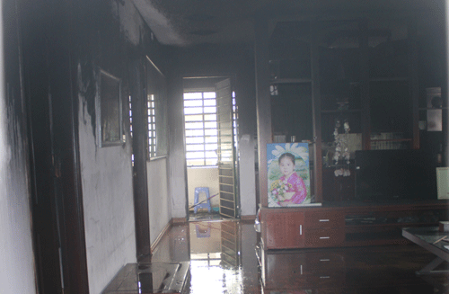 Cháy chung cư Thanh Xuân Bắc, một người ngạt khói nhập viện 1