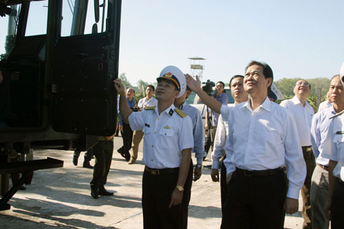 Thủ tướng Nguyễn Tấn Dũng thăm và làm việc tại Bình Thuận 4
