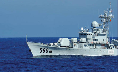 Hạm đội Nam Hải tập trận gần Scarborough