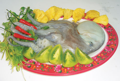 Bạch tuộc xào thơm cà