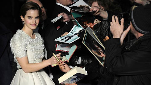 … và diễn viên Emma Watson