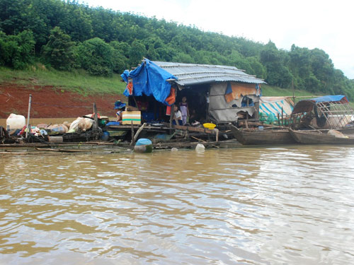 Chông chênh làng vạn chài