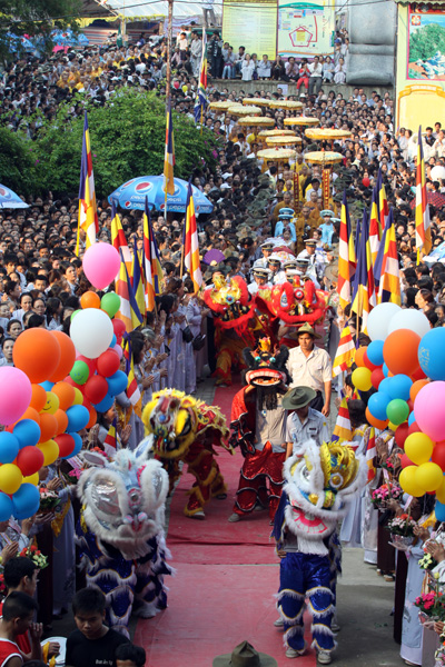 lễ hội quán thế âm - ảnh nguyễn tú