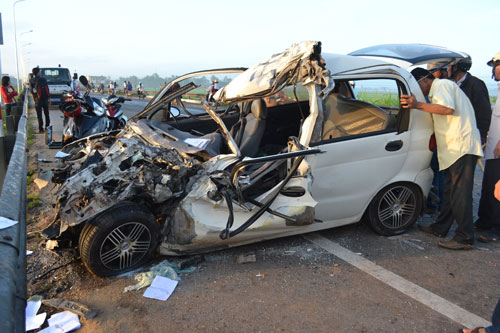Khởi tố tài xế xe khách gây tai nạn chết người