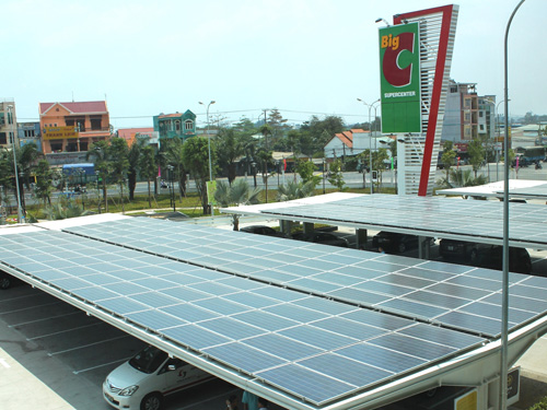 Trung tâm thương mại sử dụng hệ thống năng lượng mặt trời đầu tiên tại Việt Nam