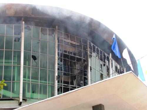 Cháy lớn ở Trung tâm văn hóa tỉnh Quảng Bình 9