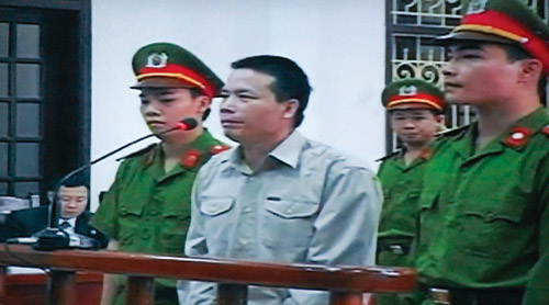 Xét xử vụ án chống người thi hành công vụ ở Tiên Lãng: Các bị cáo không đồng tình với cáo trạng