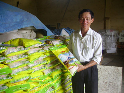 Nông dân công nghệ cao: Tay ngang tạo thương hiệu gạo 