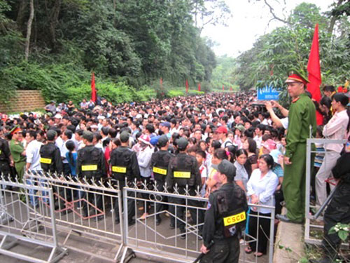 Hơn 4 triệu lượt du khách đổ về dự Giỗ Tổ Hùng Vương 7