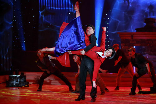 Live show 6 Bước nhảy hoàn vũ: Hòa Hiệp rời sàn nhảy vì thiếu đột phá 15