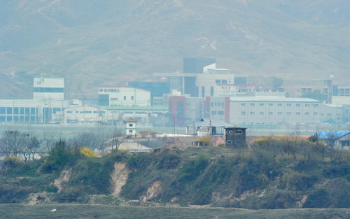 Hàn Quốc sẽ rút toàn bộ công nhân khỏi Kaesong