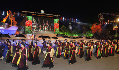 Đoàn Bắc Ninh tham gia lễ hội Carnaval đường phố