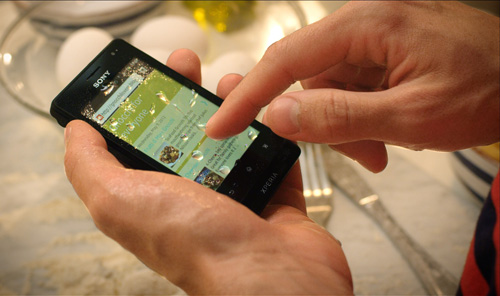 Xperia go – smartphone cho những ai thích mạo hiểm, khám phá