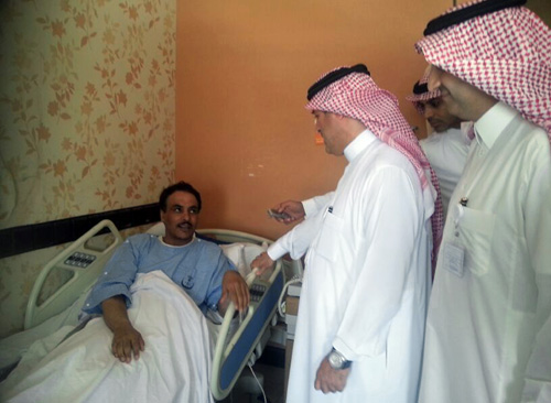Giới chức y tế Ả Rập Xê Út thăm bệnh nhân nhiễm NCoV 