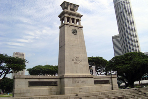 Đài tưởng niệm nạn nhân Thế chiến I và II ở ngay trung tâm Singapore - Ảnh: Seng Kang