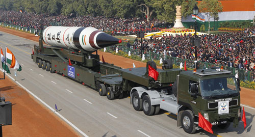 Tên lửa Agni-V trong một cuộc diễu binh hồi tháng 1