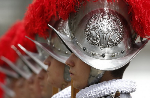 Vệ binh Thụy Sĩ của Giáo hoàng – Họ là ai?