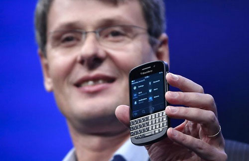 Điện thoại BlackBerry Q10 “bán chạy” tại Anh và Canada