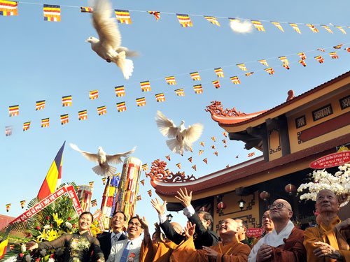Mừng đại lễ Phật đản - Phật lịch 2557