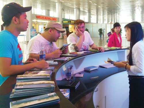 Đà Nẵng: 5 cơ quan phối hợp hỗ trợ du khách