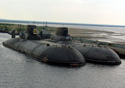 Dỡ bỏ tàu ngầm hạt nhân lớn nhất thế giới